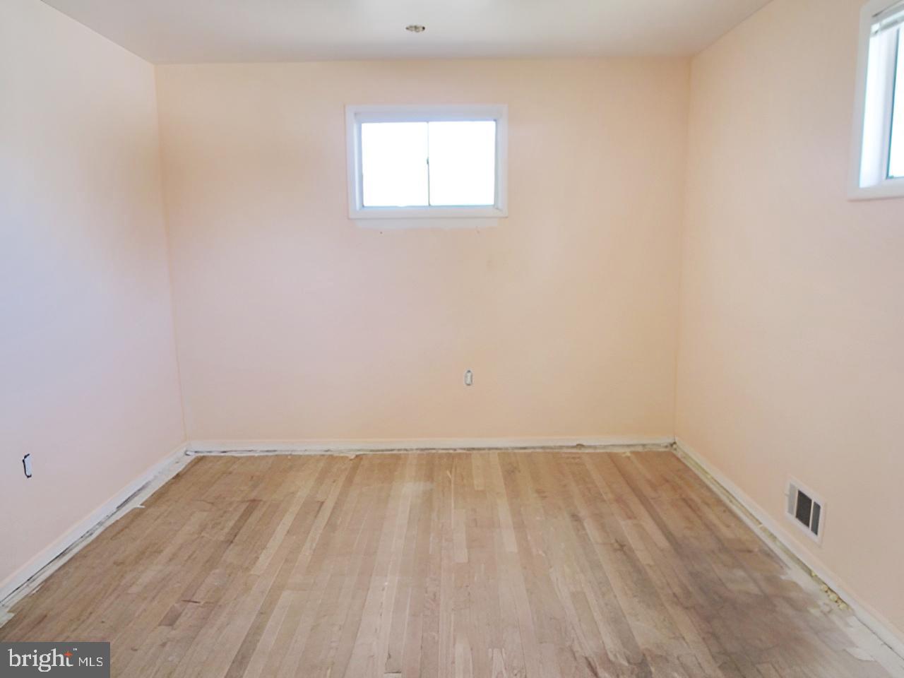 RIVIERA BEACH - Residential