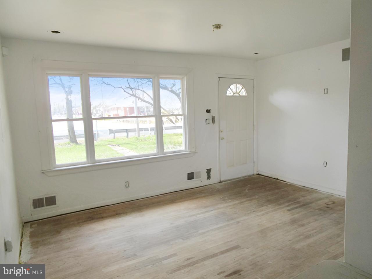 RIVIERA BEACH - Residential