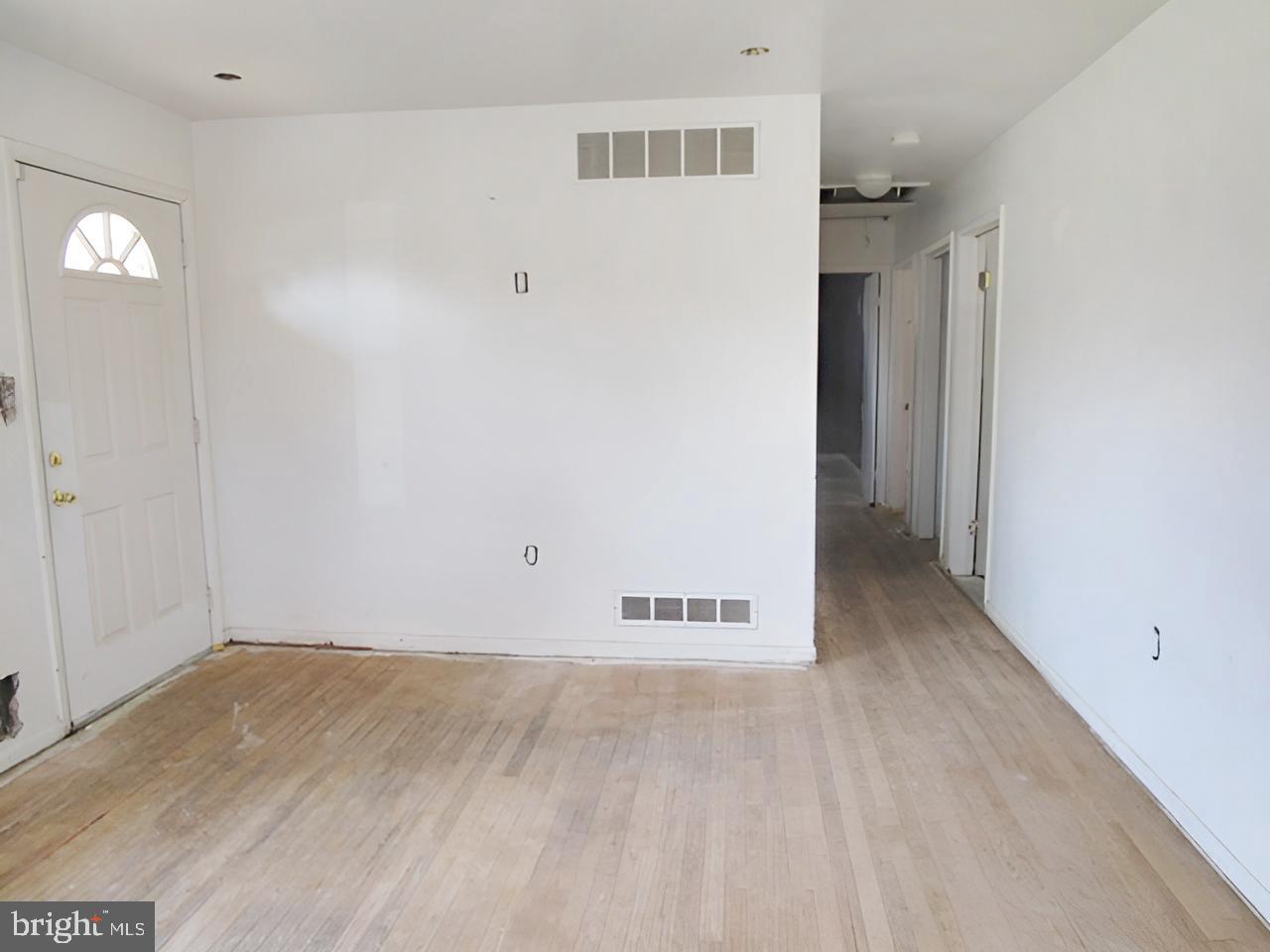 RIVIERA BEACH - Residential