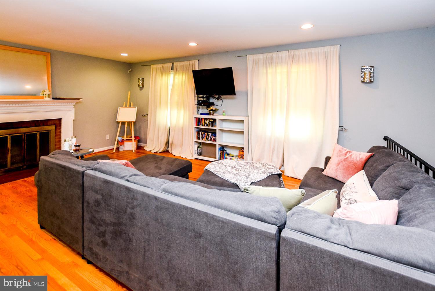 TEMPLE TERRACE - Residential