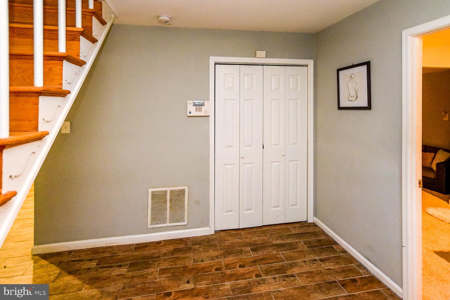 TEMPLE TERRACE - Residential