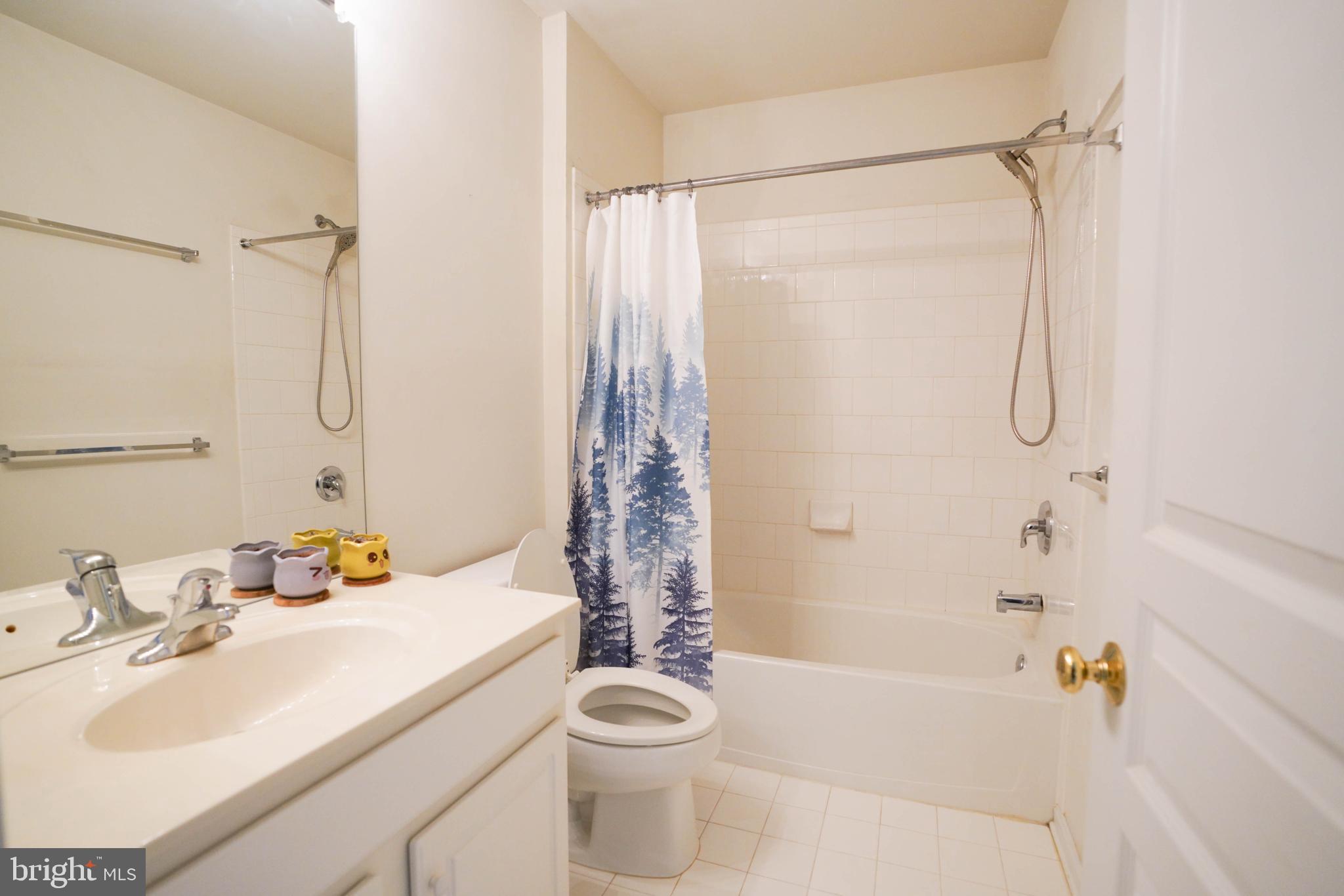 WINDSOR RIDGE - Residential Lease