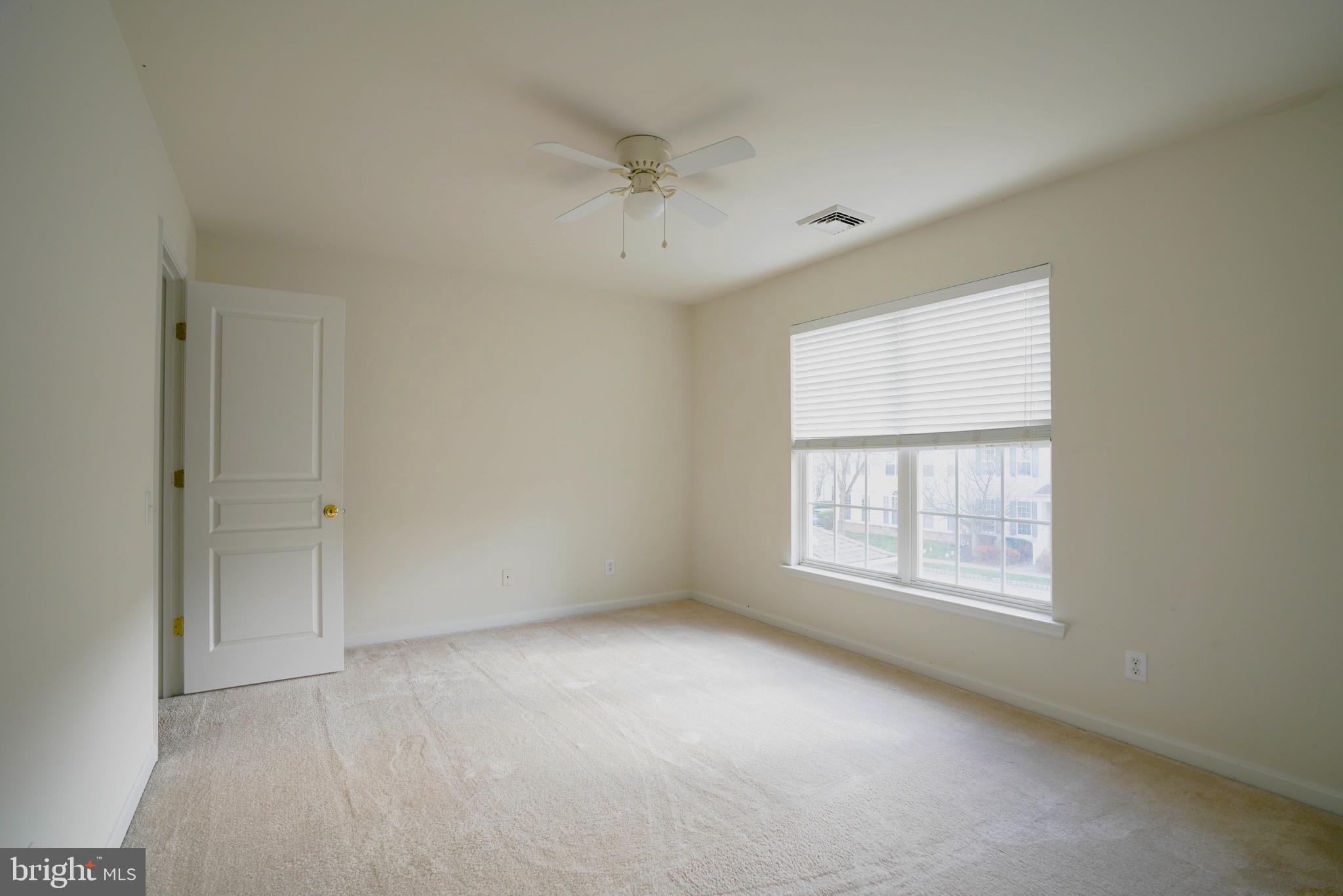 WINDSOR RIDGE - Residential Lease