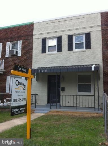 OLD TOWN - Residential Lease