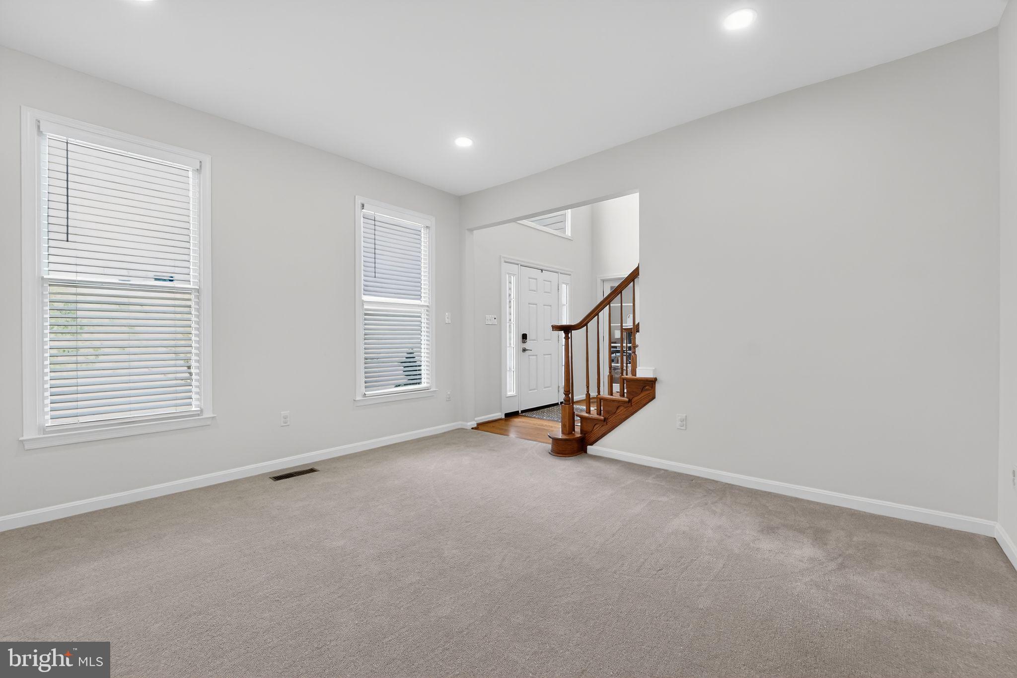 VILLAGE GREEN ESTATES - Residential