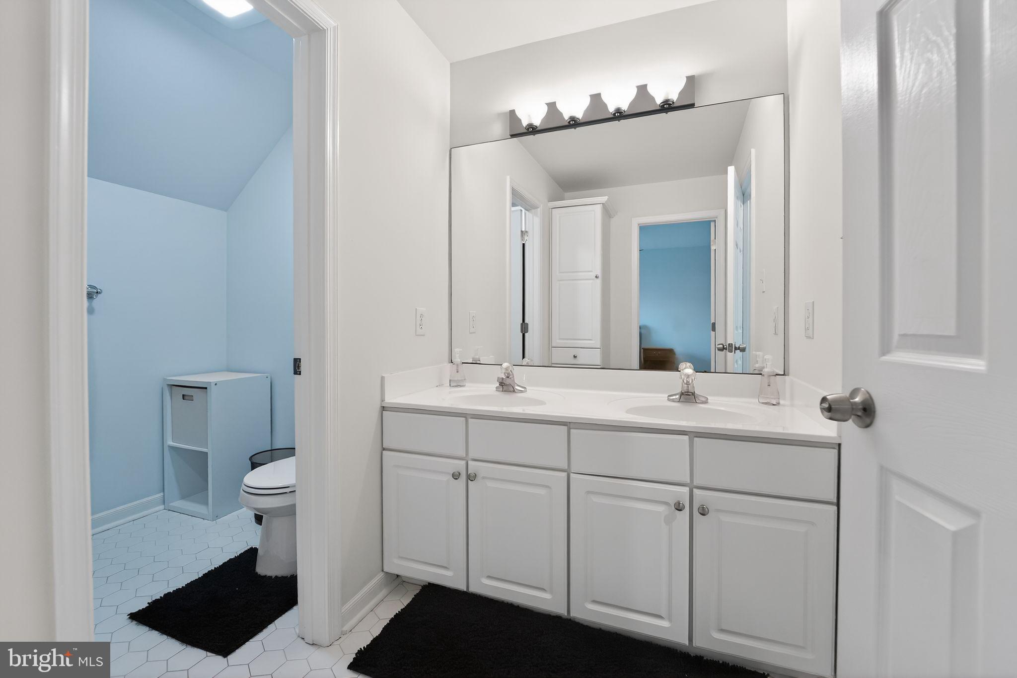 VILLAGE GREEN ESTATES - Residential