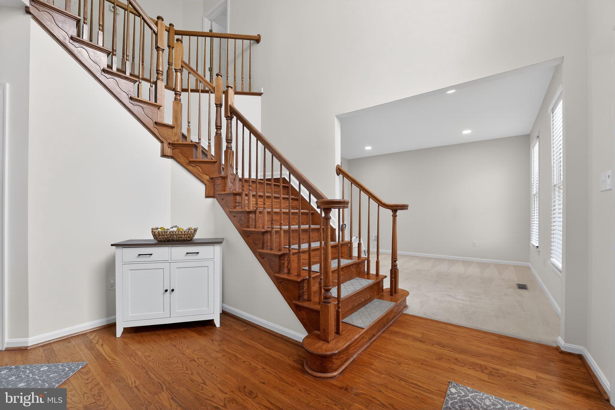 VILLAGE GREEN ESTATES - Residential