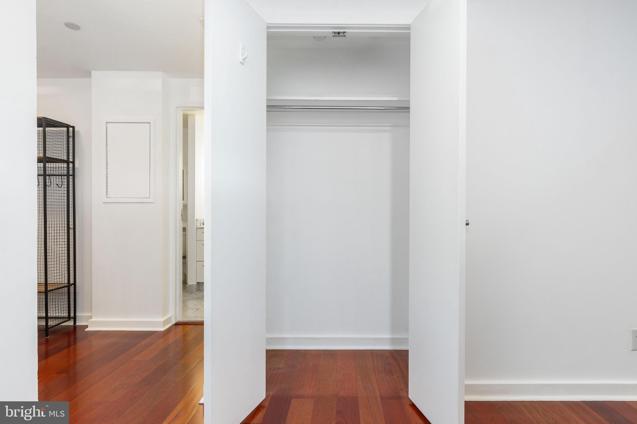 219 S 18TH STREET 29 705A