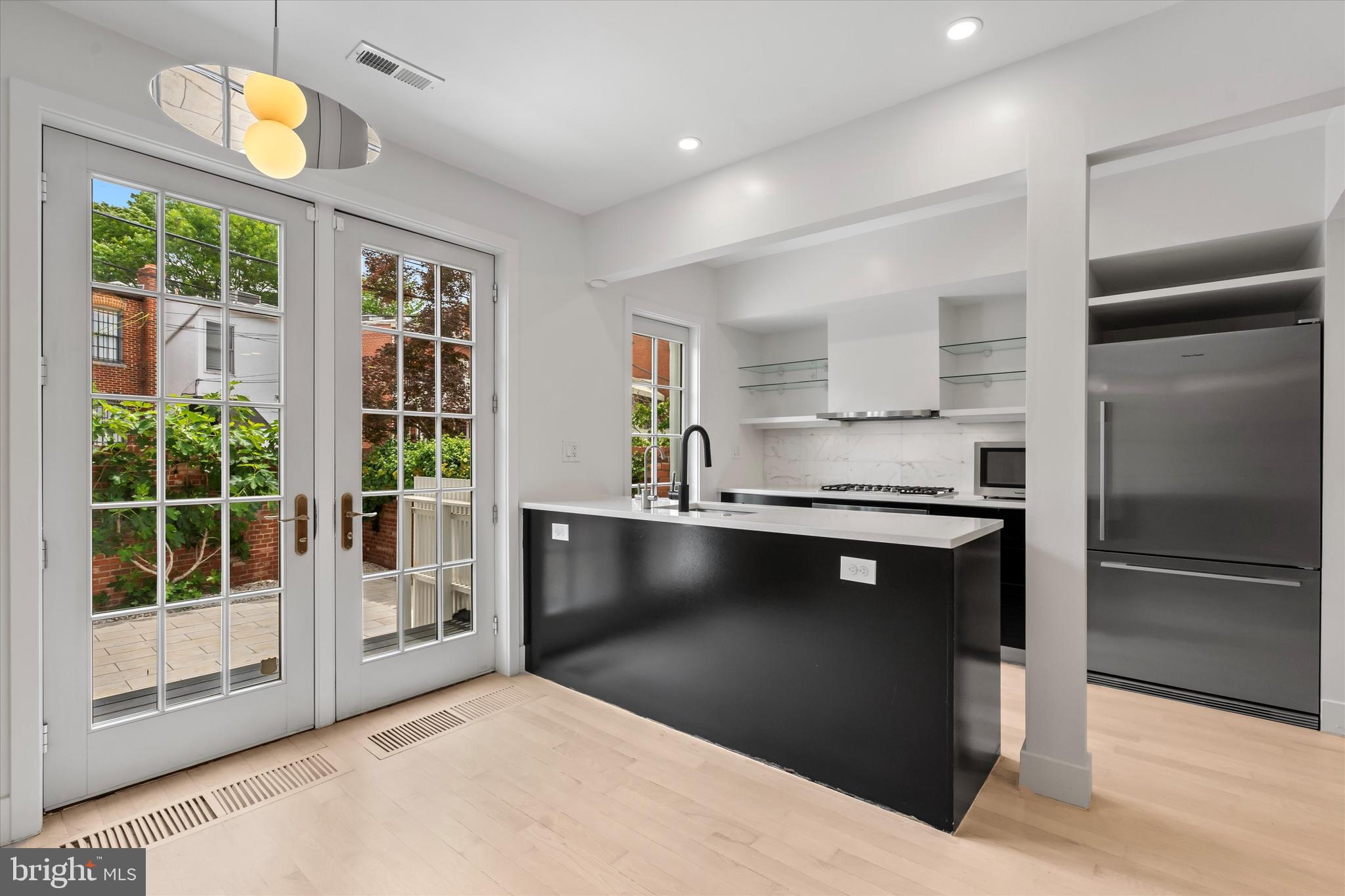 GEORGETOWN - Residential Lease