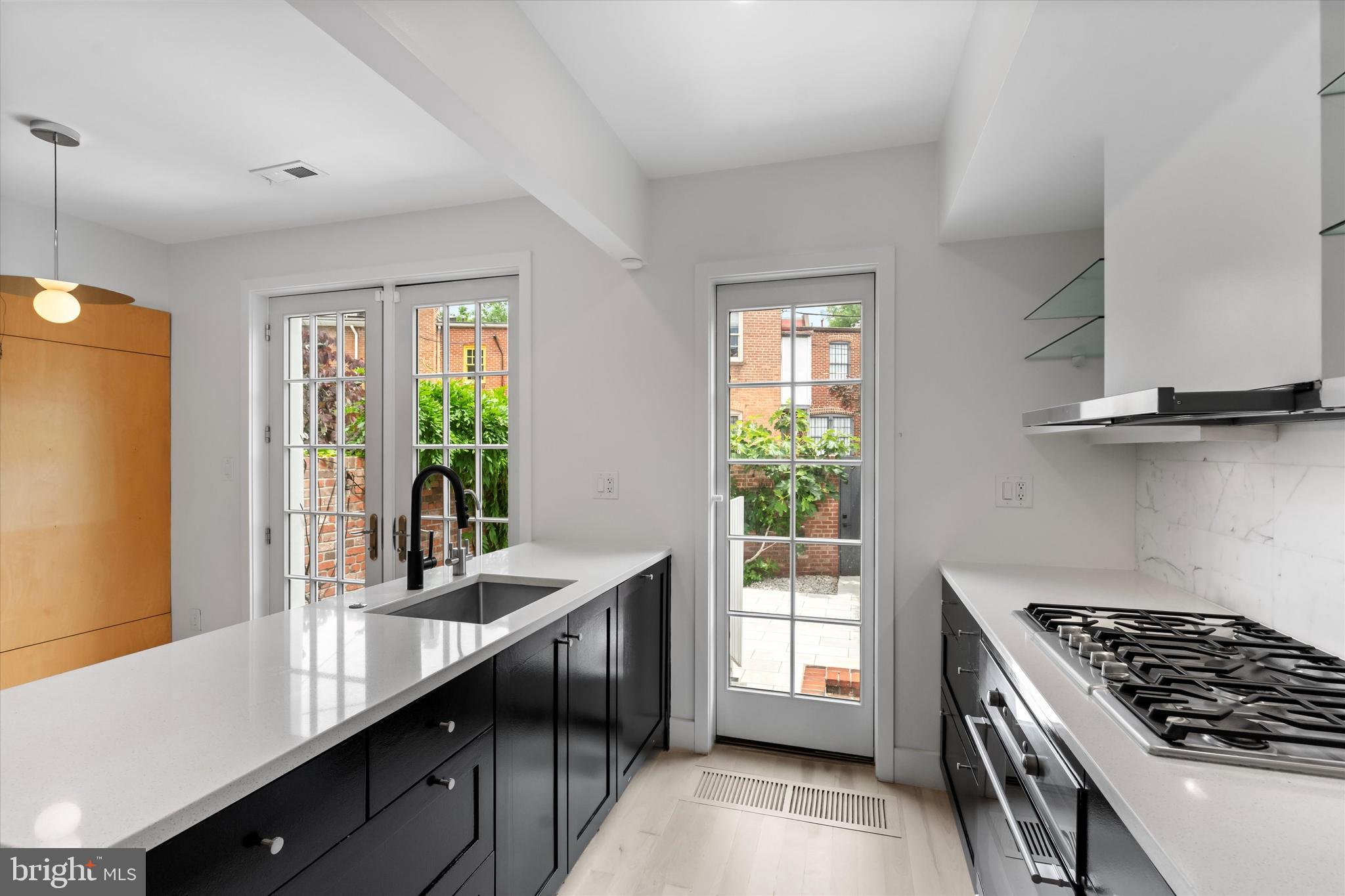 GEORGETOWN - Residential Lease