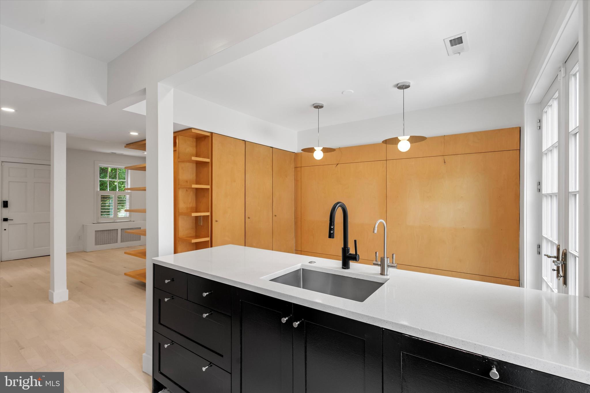 GEORGETOWN - Residential Lease