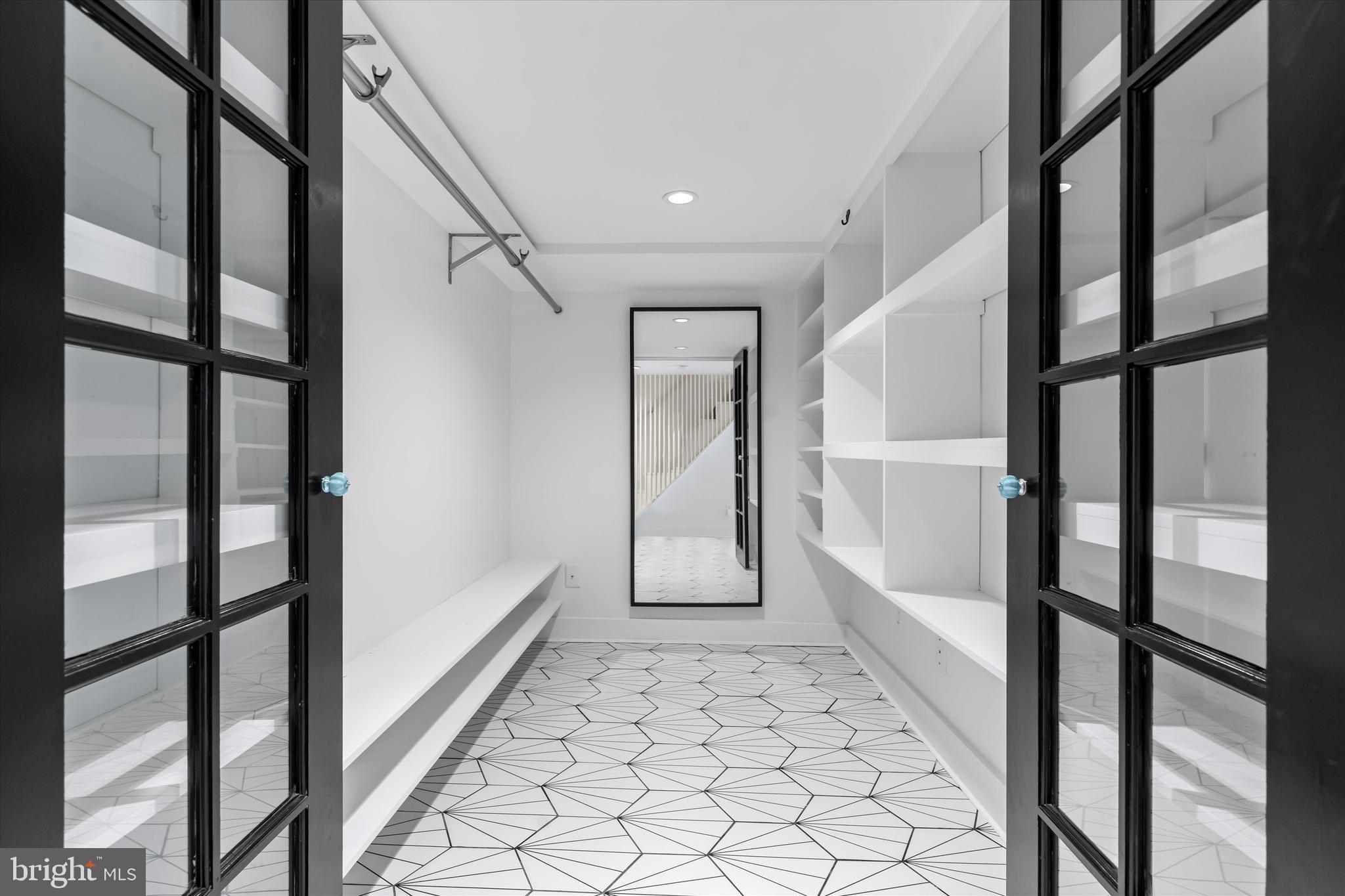 GEORGETOWN - Residential Lease