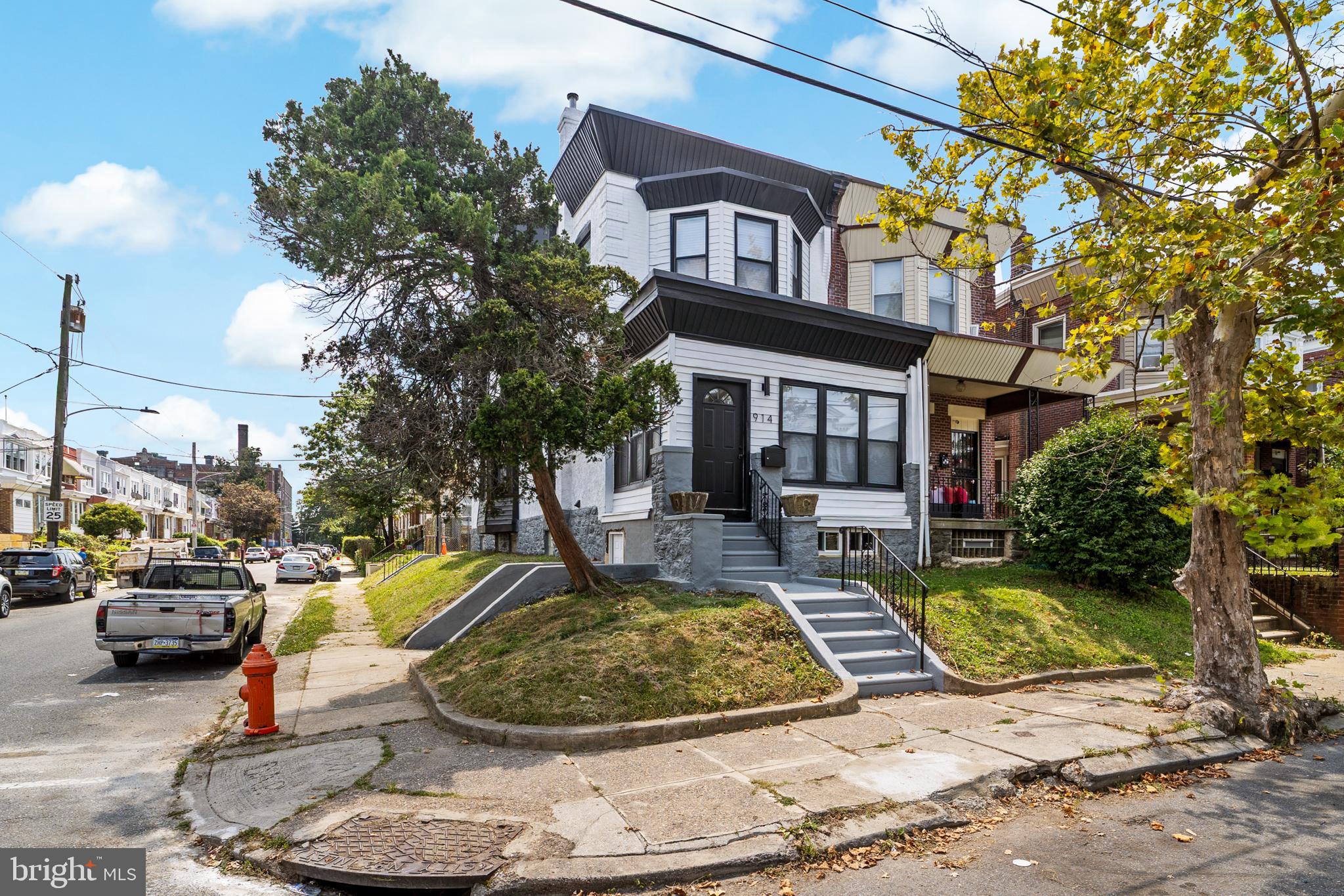 914 W DUNCANNON AVENUE