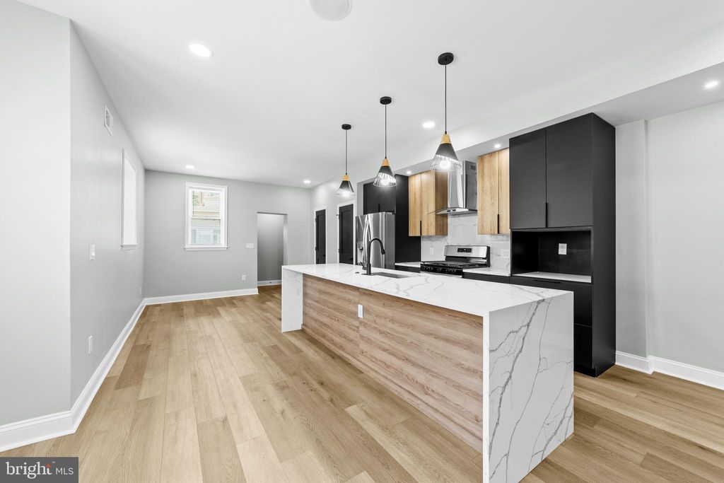 Photo of 914 W Duncannon Avenue, PHILADELPHIA, PA 19141 (MLS # PAPH2524370)