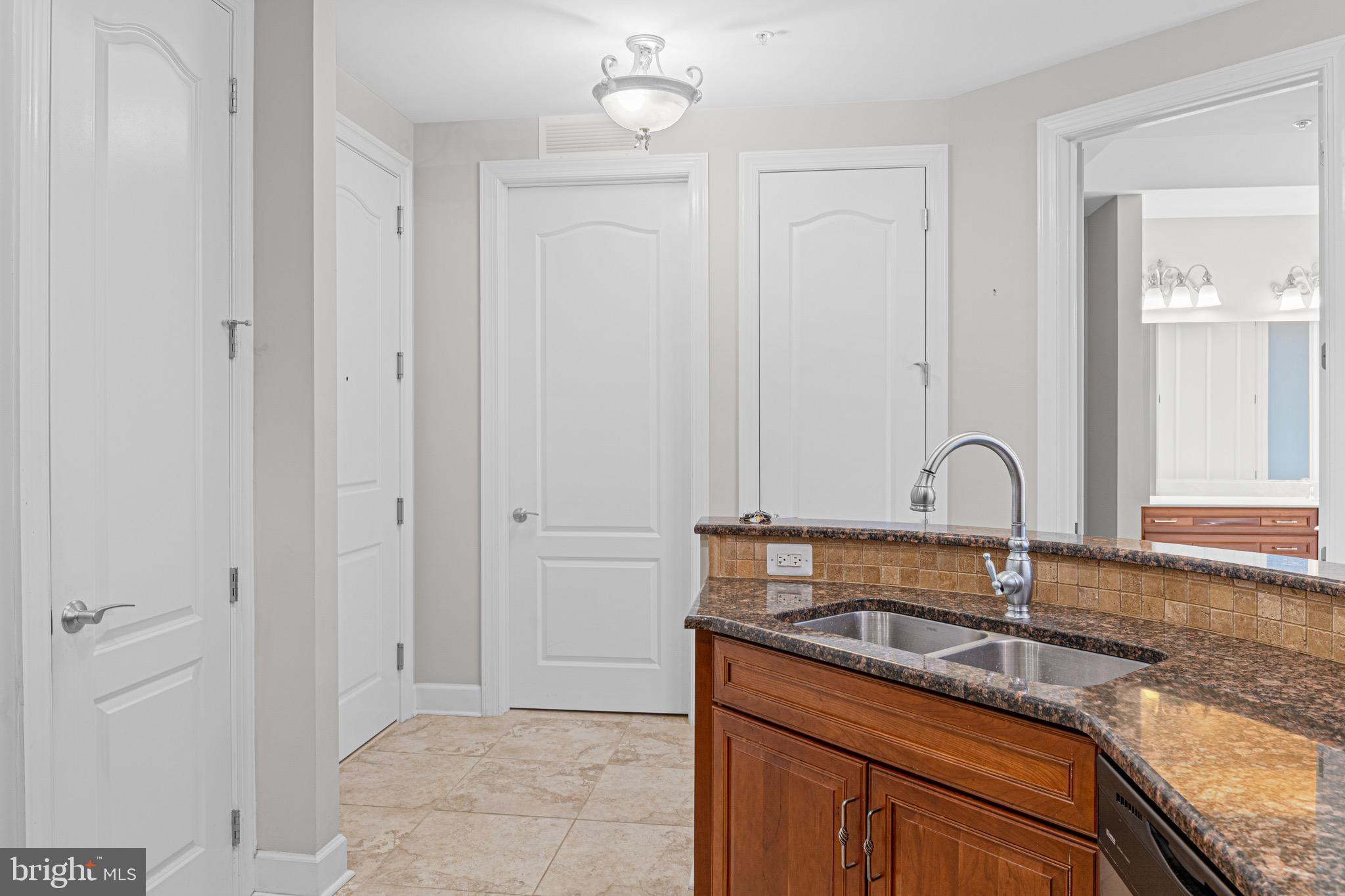 LORETTA HEIGHTS - Residential