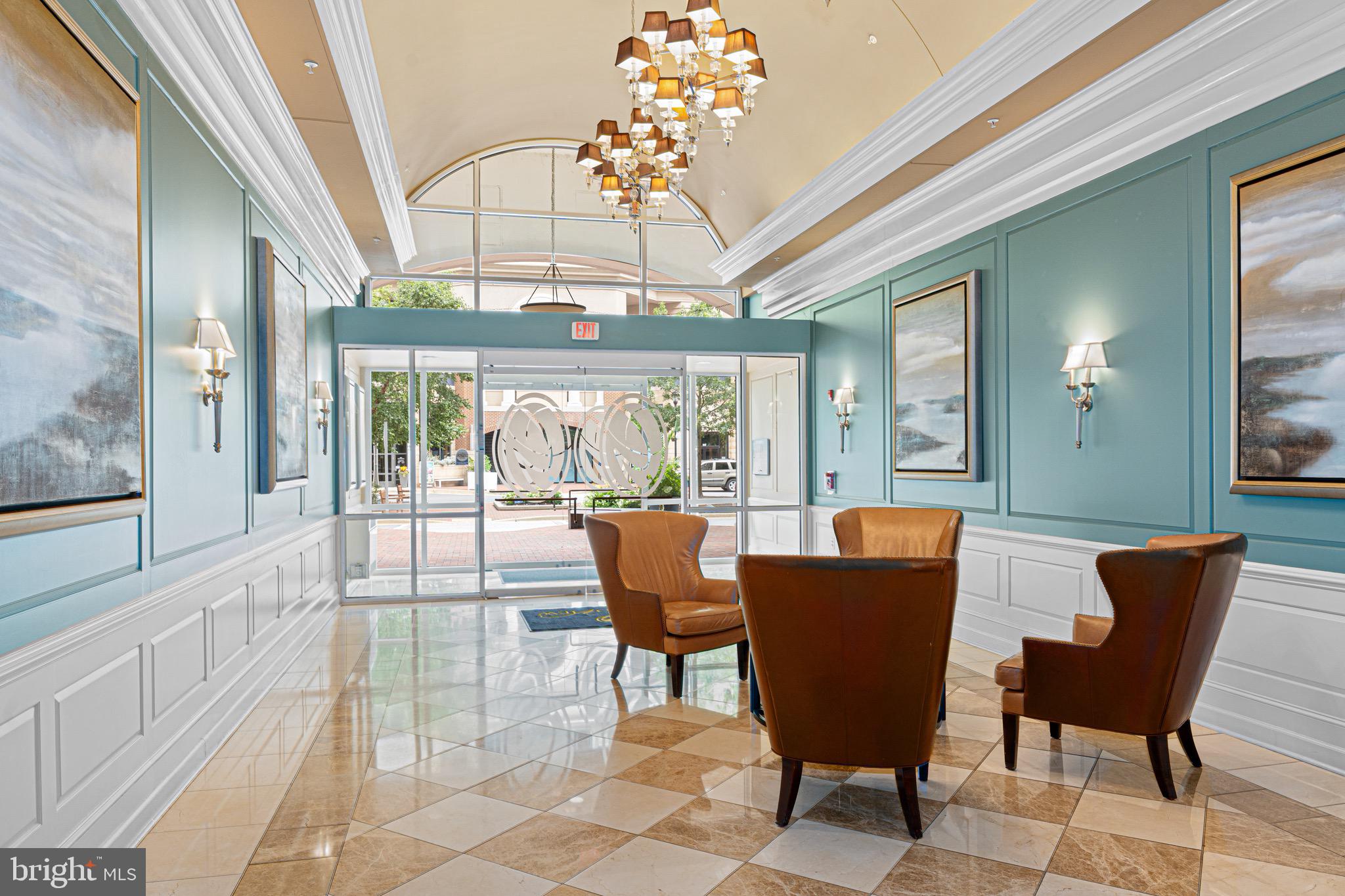 LORETTA HEIGHTS - Residential