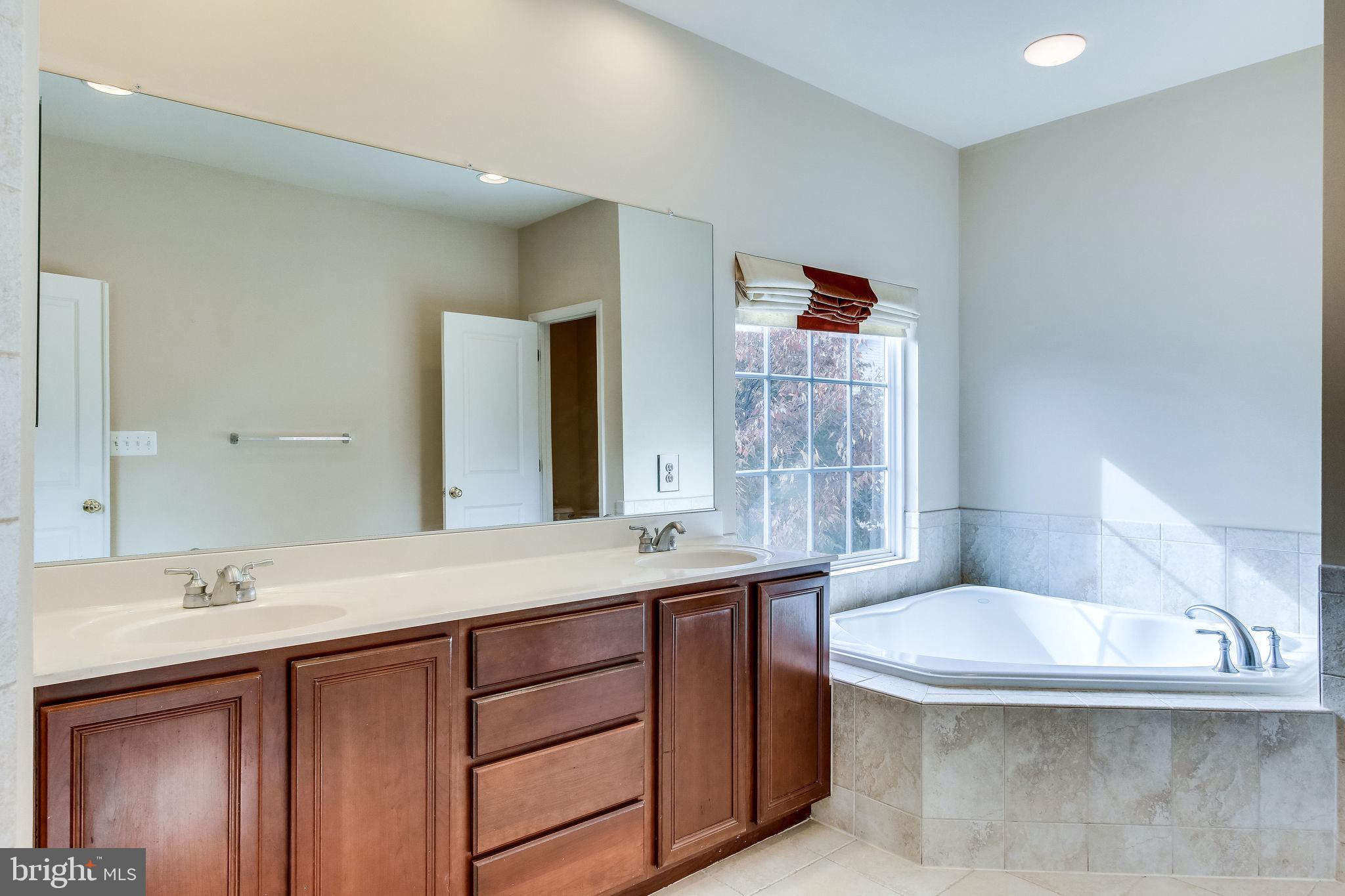 BRAMBLETON - Residential