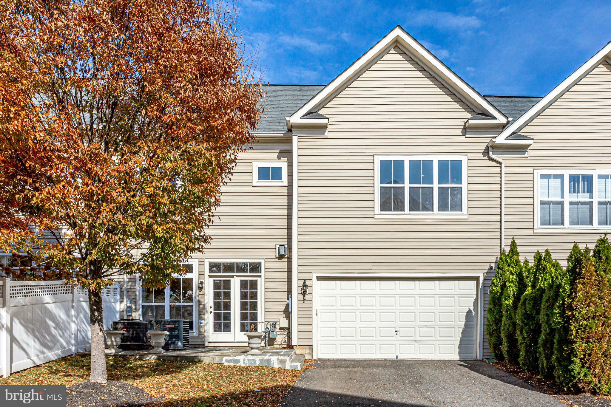 BRAMBLETON - Residential