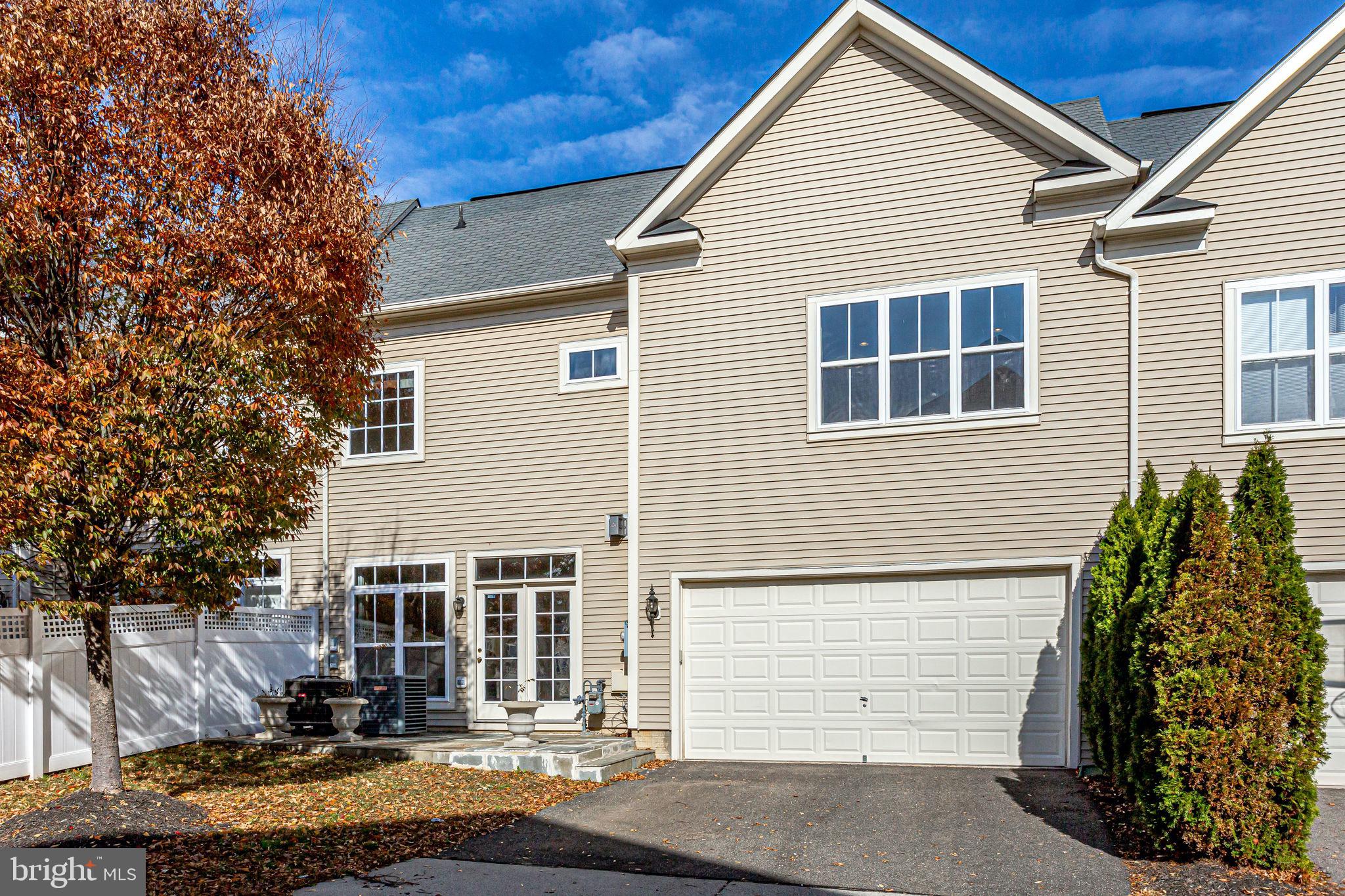 BRAMBLETON - Residential