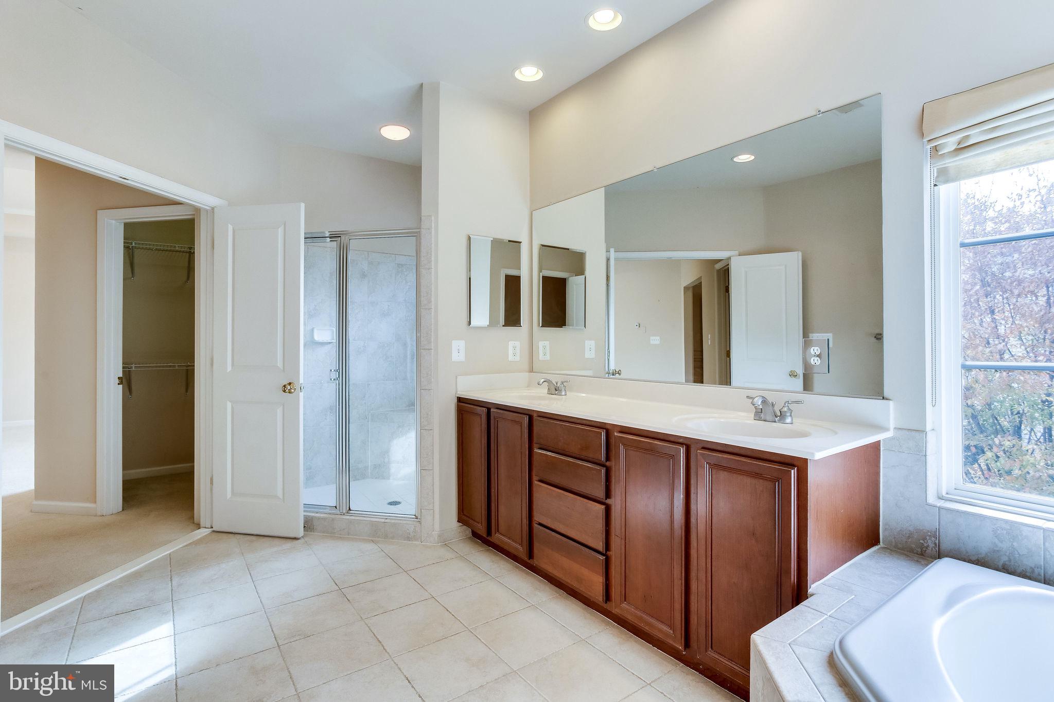 BRAMBLETON - Residential