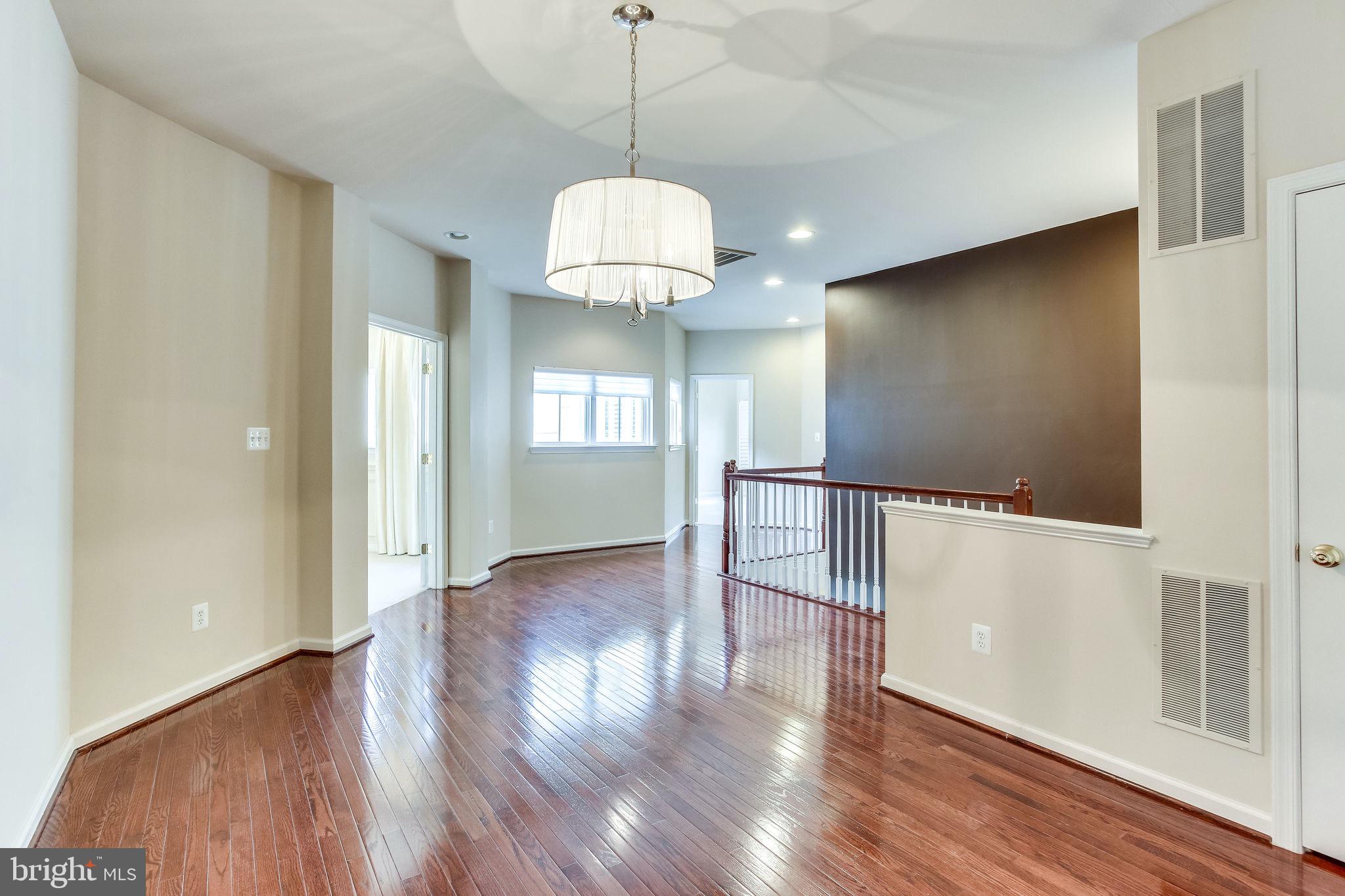 BRAMBLETON - Residential