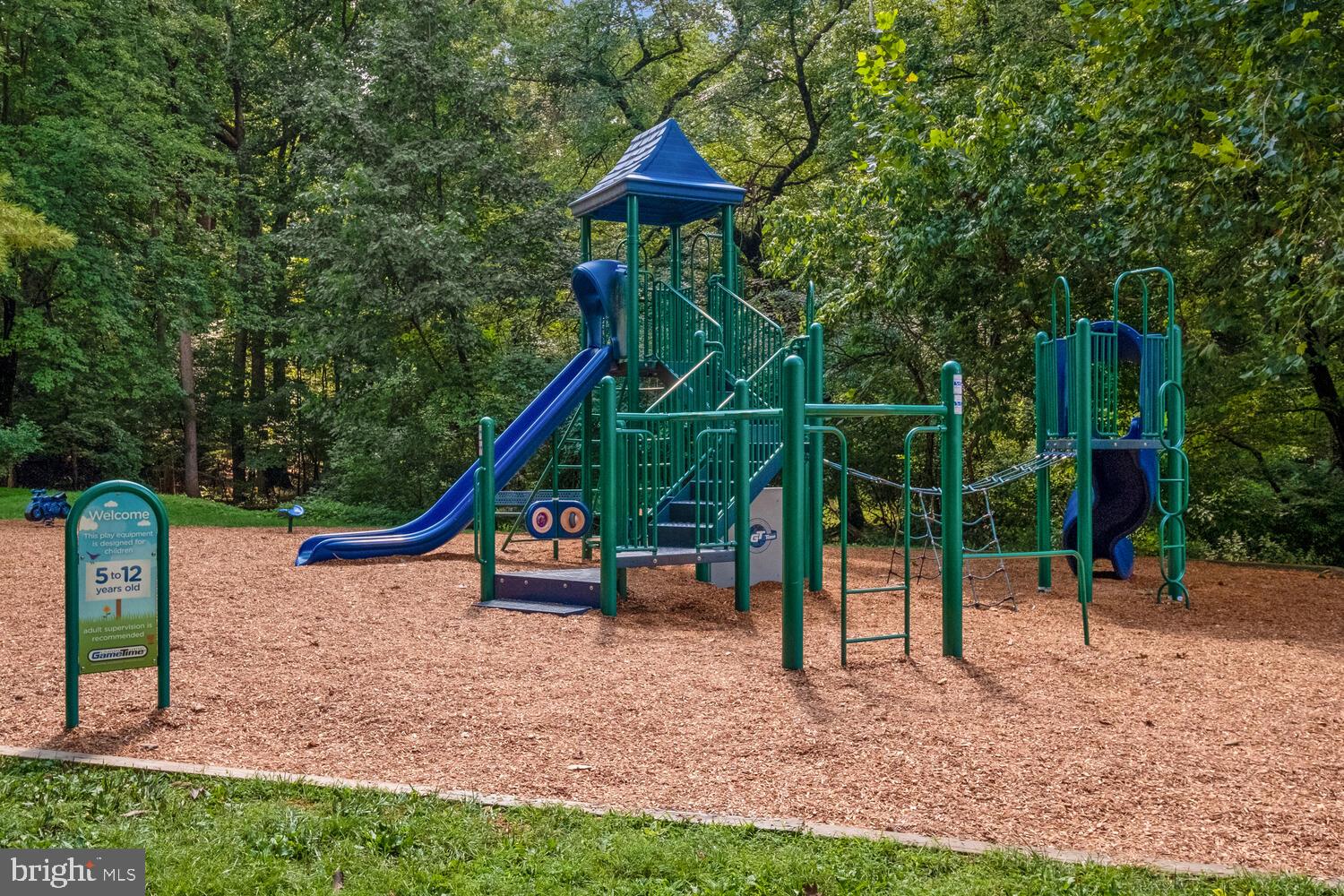 LUXMANOR - Residential