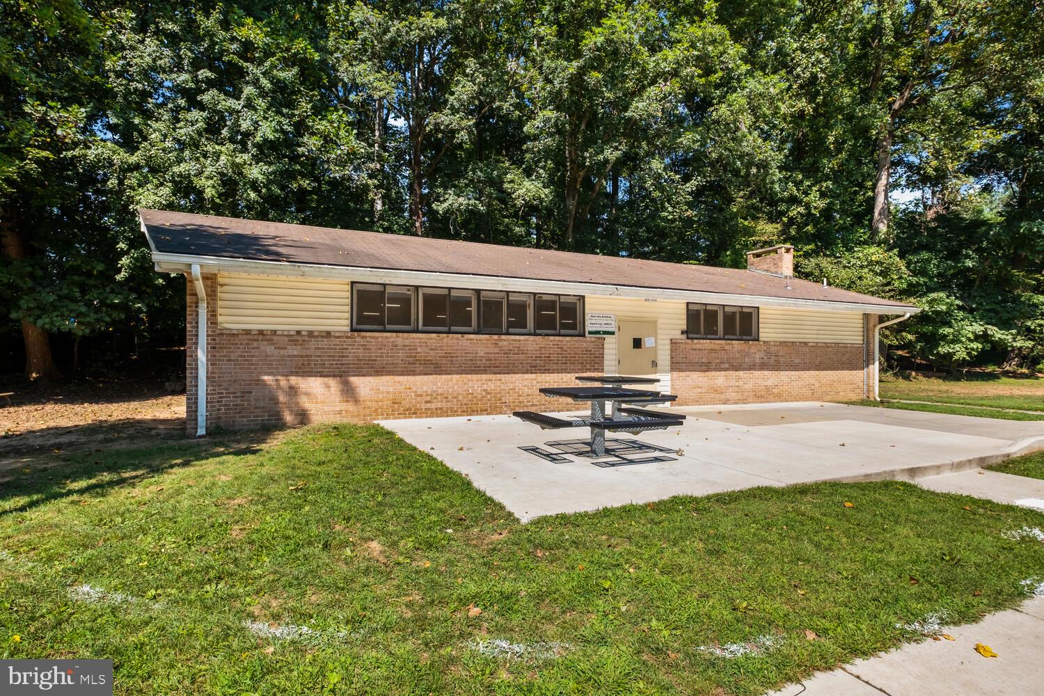 LUXMANOR - Residential