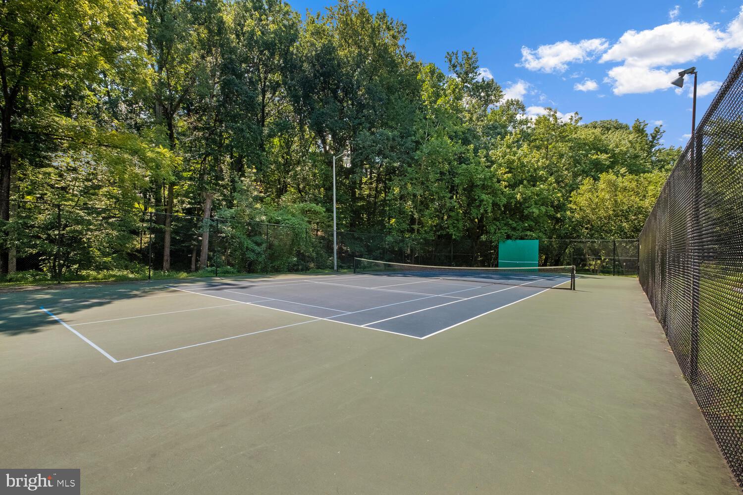 LUXMANOR - Residential