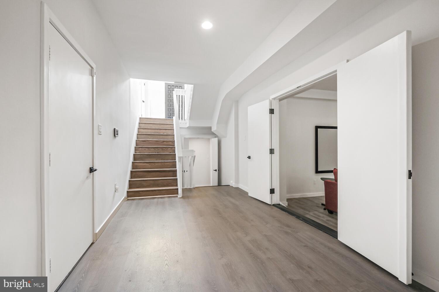 LUXMANOR - Residential