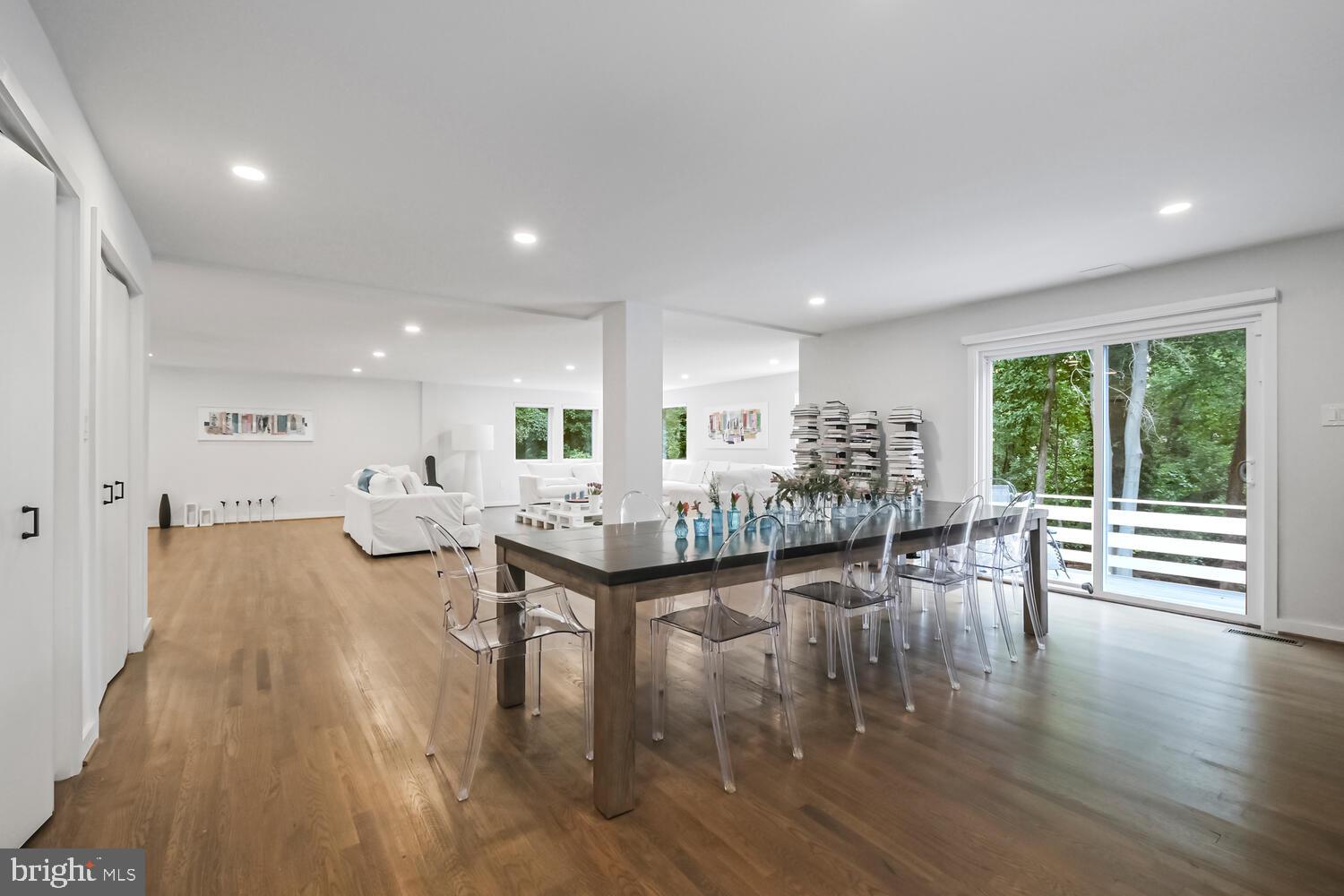 LUXMANOR - Residential