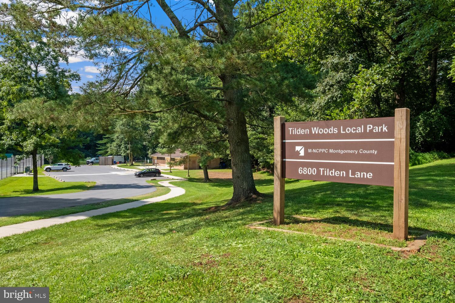 LUXMANOR - Residential