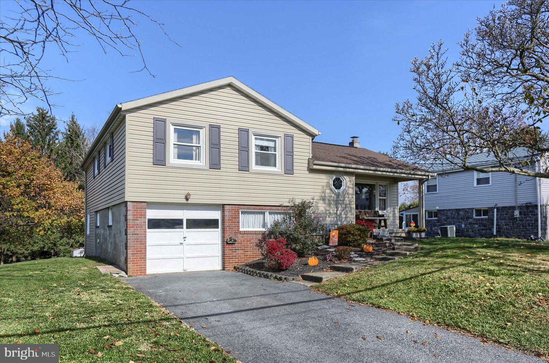 PENN HEIGHTS - Residential