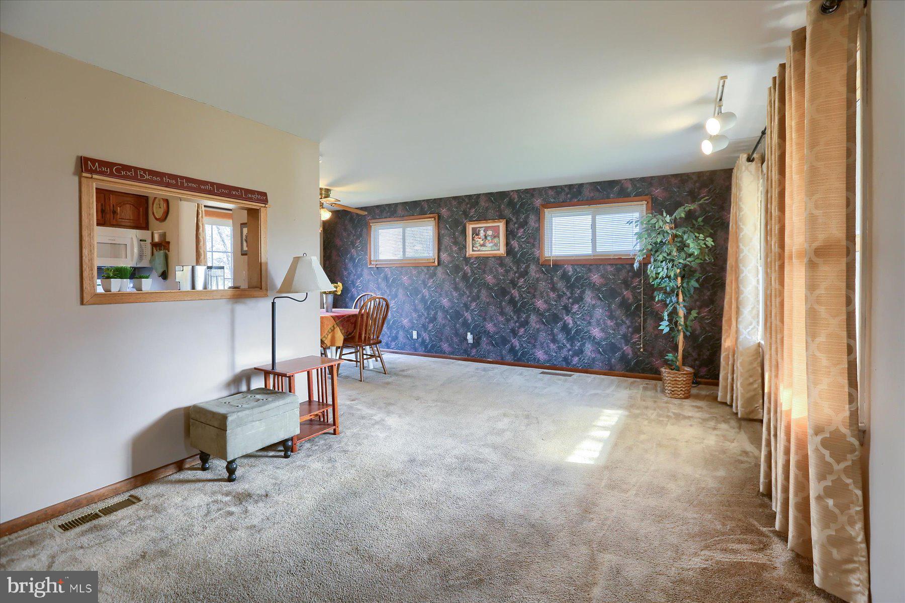PENN HEIGHTS - Residential