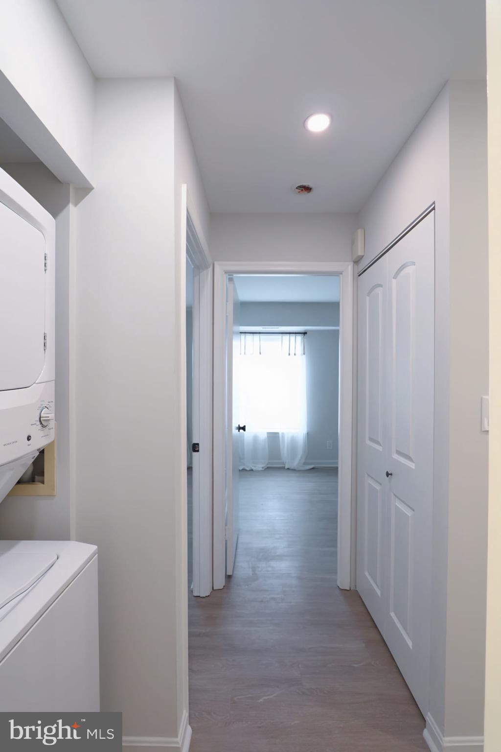 BURKE COVE - Residential Lease