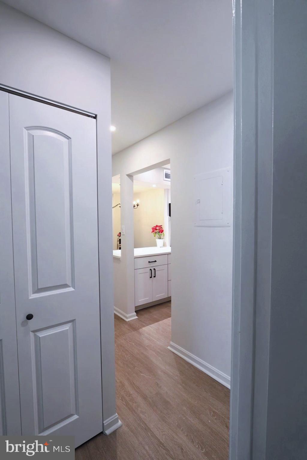 BURKE COVE - Residential Lease