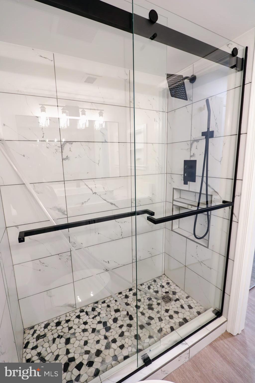 BURKE COVE - Residential Lease