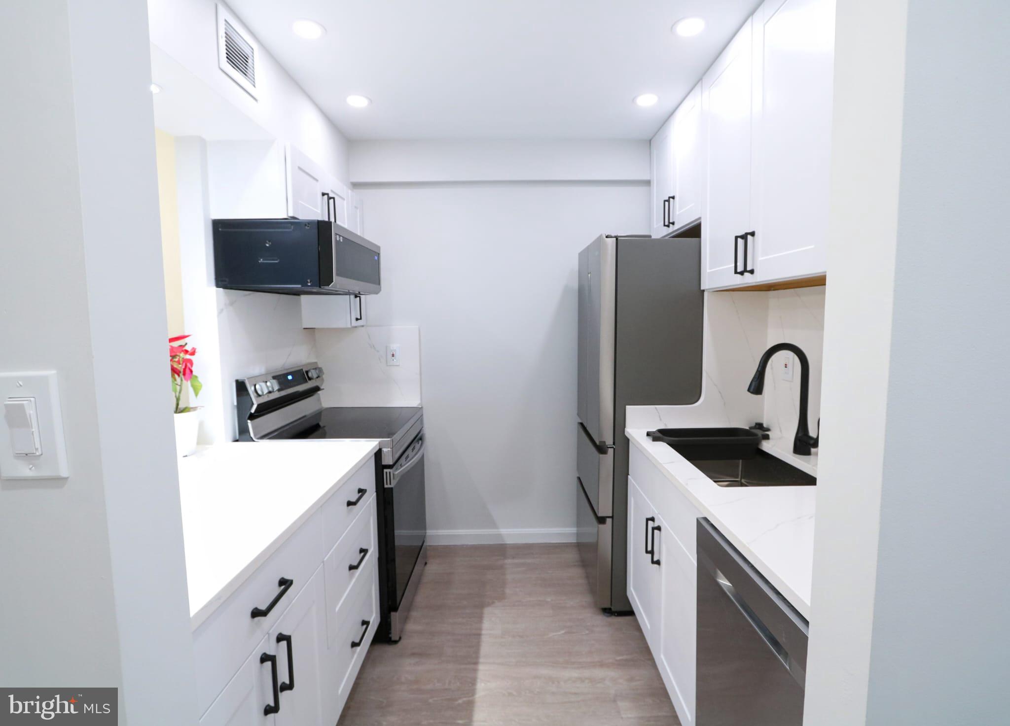 BURKE COVE - Residential Lease