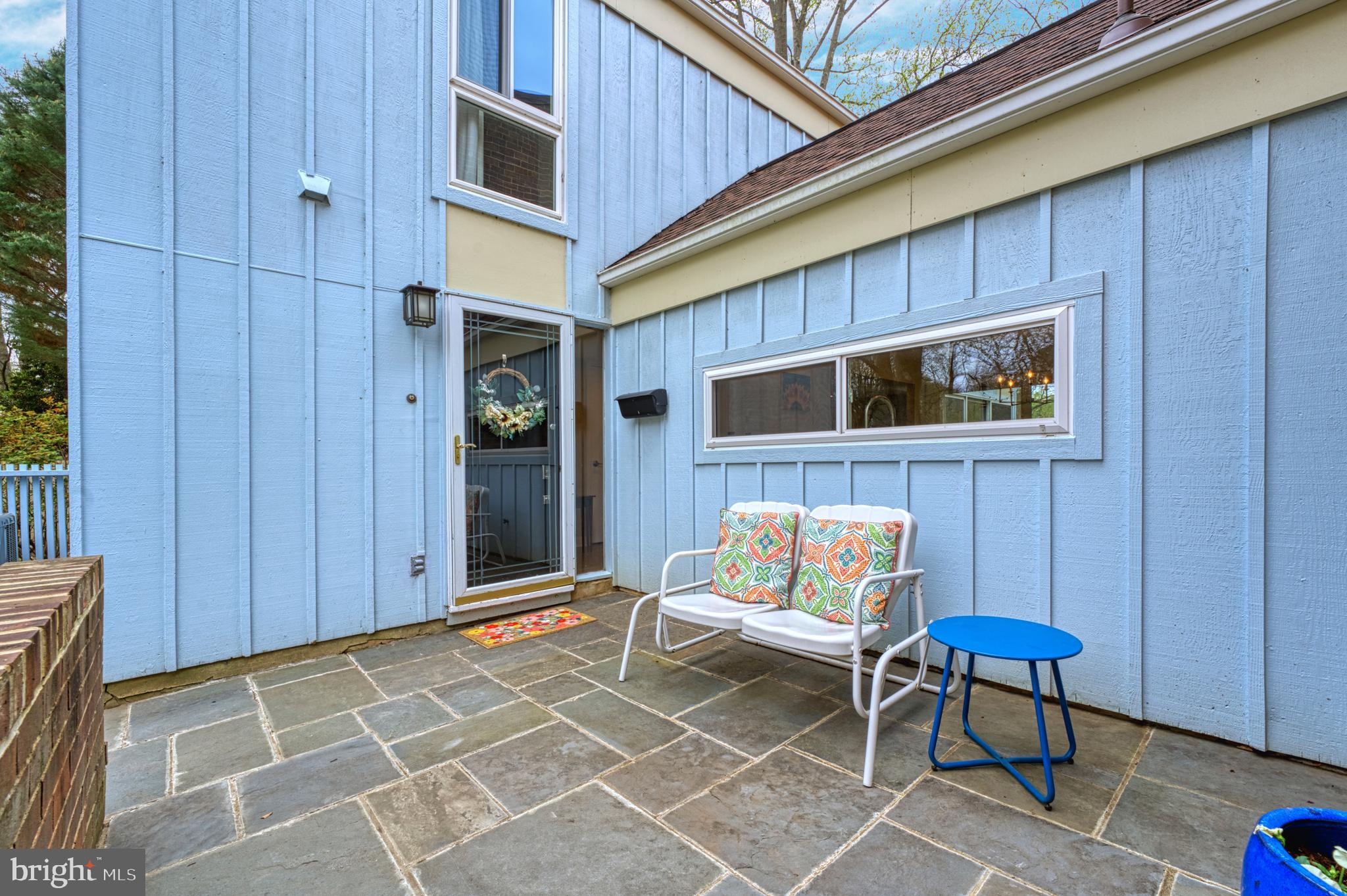 RESTON - Residential