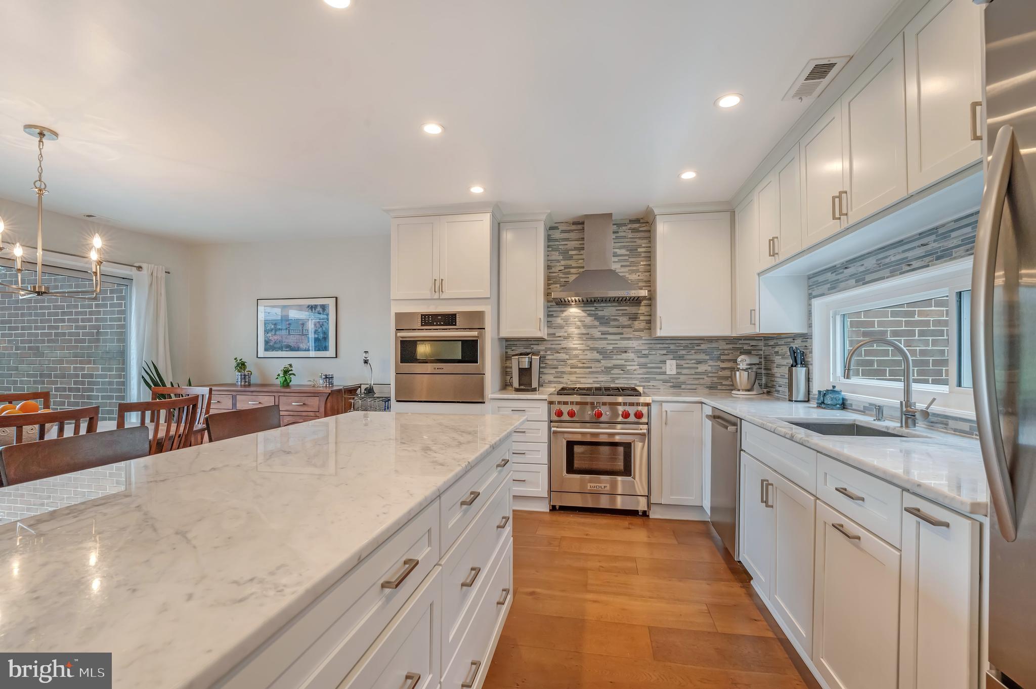 RESTON - Residential