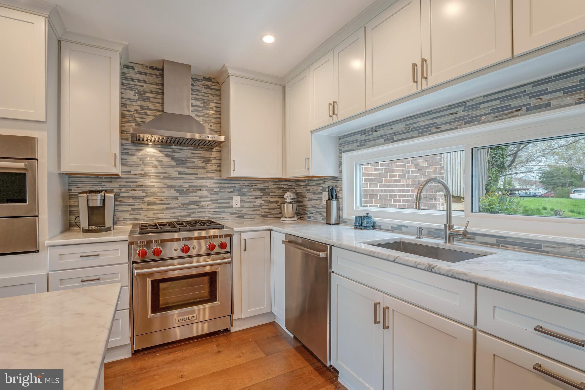 RESTON - Residential