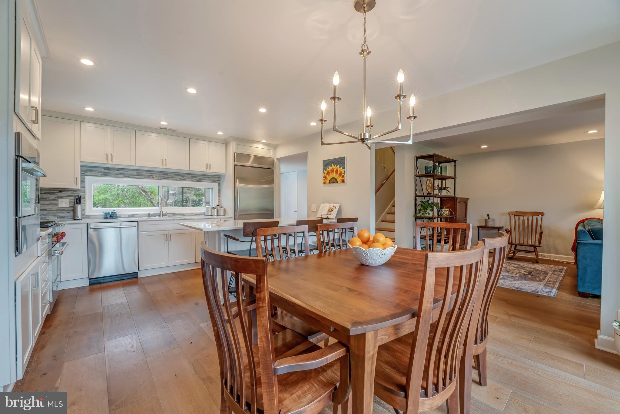 RESTON - Residential