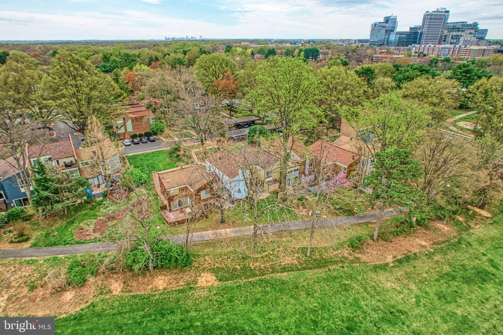 RESTON - Residential