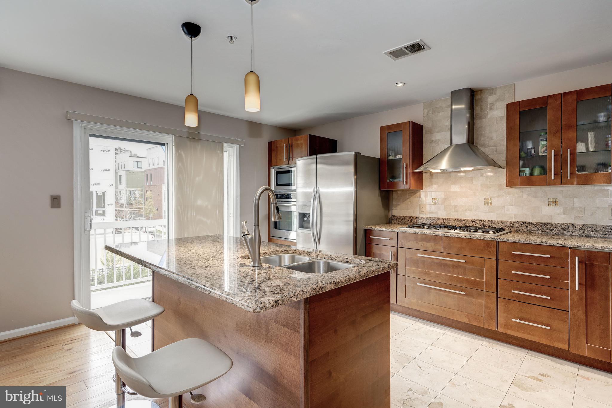 CAMERON STATION - Residential Lease