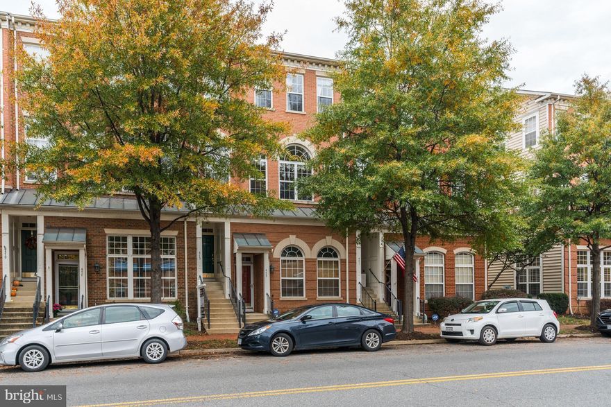 Stunning Arlington model in the heart of Cameron Station. Dramatic sunken living room filled with natural light. Open floor plan perfect for entertaining guests or relaxing after a long day. Features include, Hardwood floors throughout, recess LED lighting, Lutron light switches and dimers, upgraded kitchen with marble floor and countertops, modern kitchen cabinets, high end appliances, upgraded bathrooms with marble countertops, solar shades in all windows, drapes in bedrooms, newly renovated balcony, custom built in walk-in closets and more. Close to DC, Old town Alexandria, Pentagon. Community filled with amenities to include, gym, pool, exercise classes, restaurant, coffee shop, dry cleaner, dentist, spa salon, day care and more. Situated next to 52-acre Brenman Park with Sunday farmers market. Community rush hour shuttle to Van Dorn street metro, a commuters dream community.