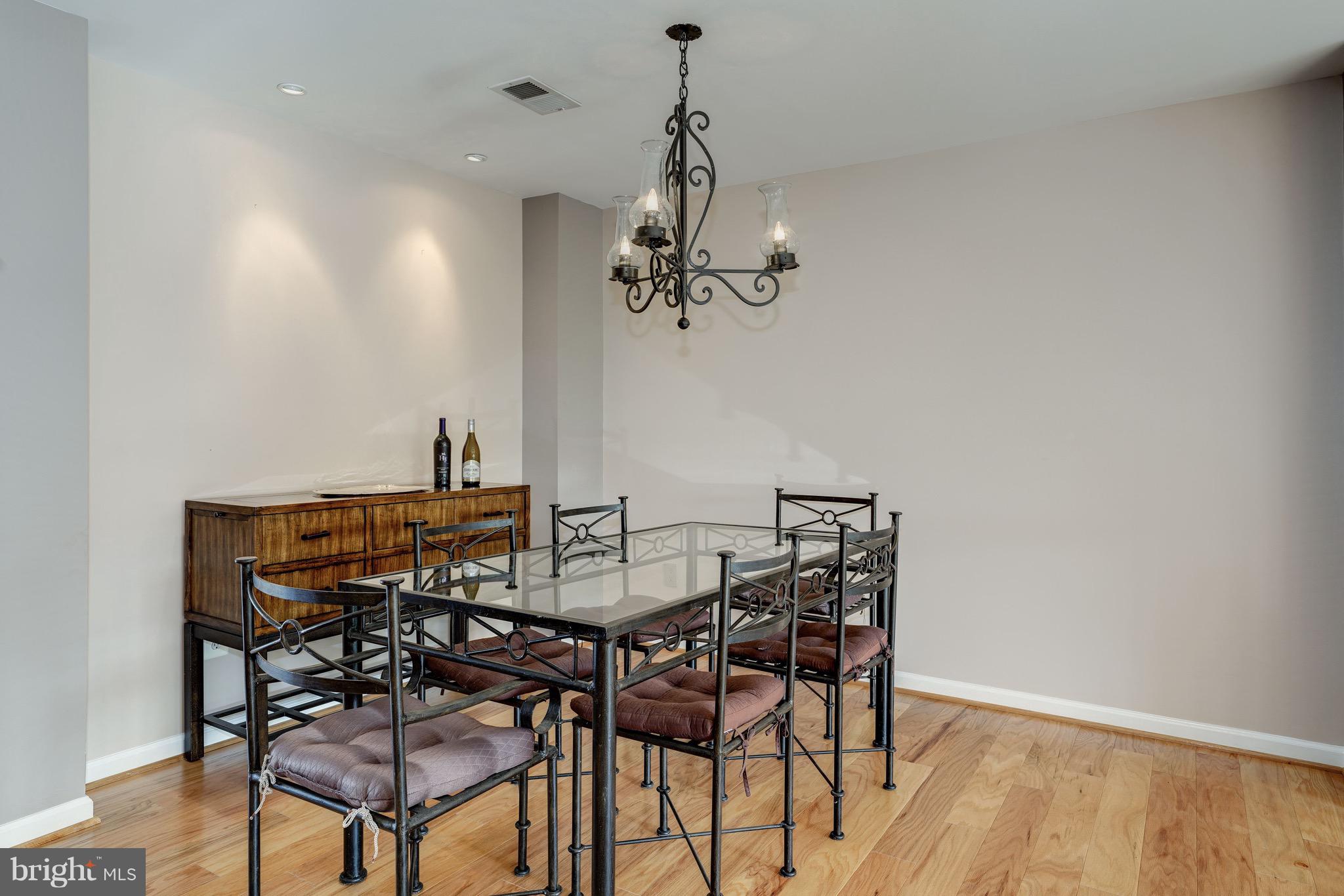 CAMERON STATION - Residential Lease