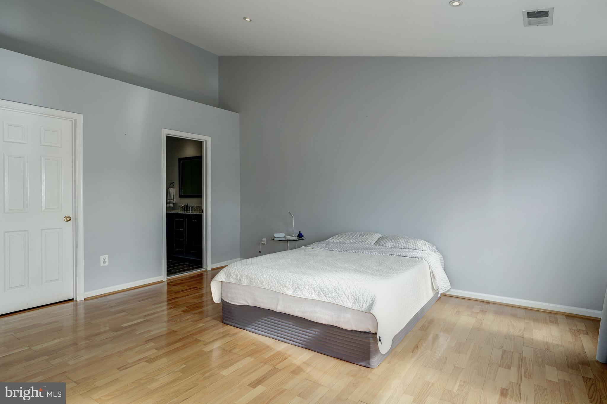 CAMERON STATION - Residential Lease