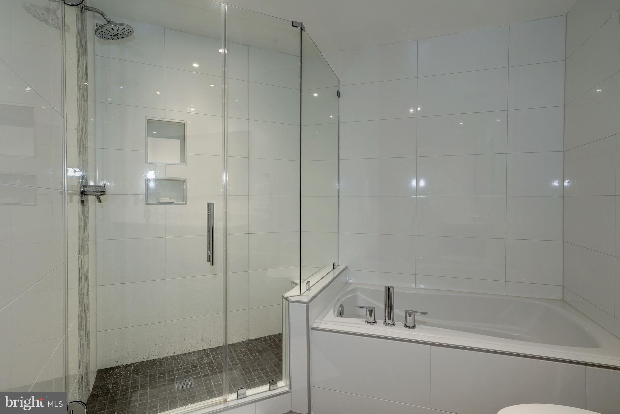 CAMERON STATION - Residential Lease