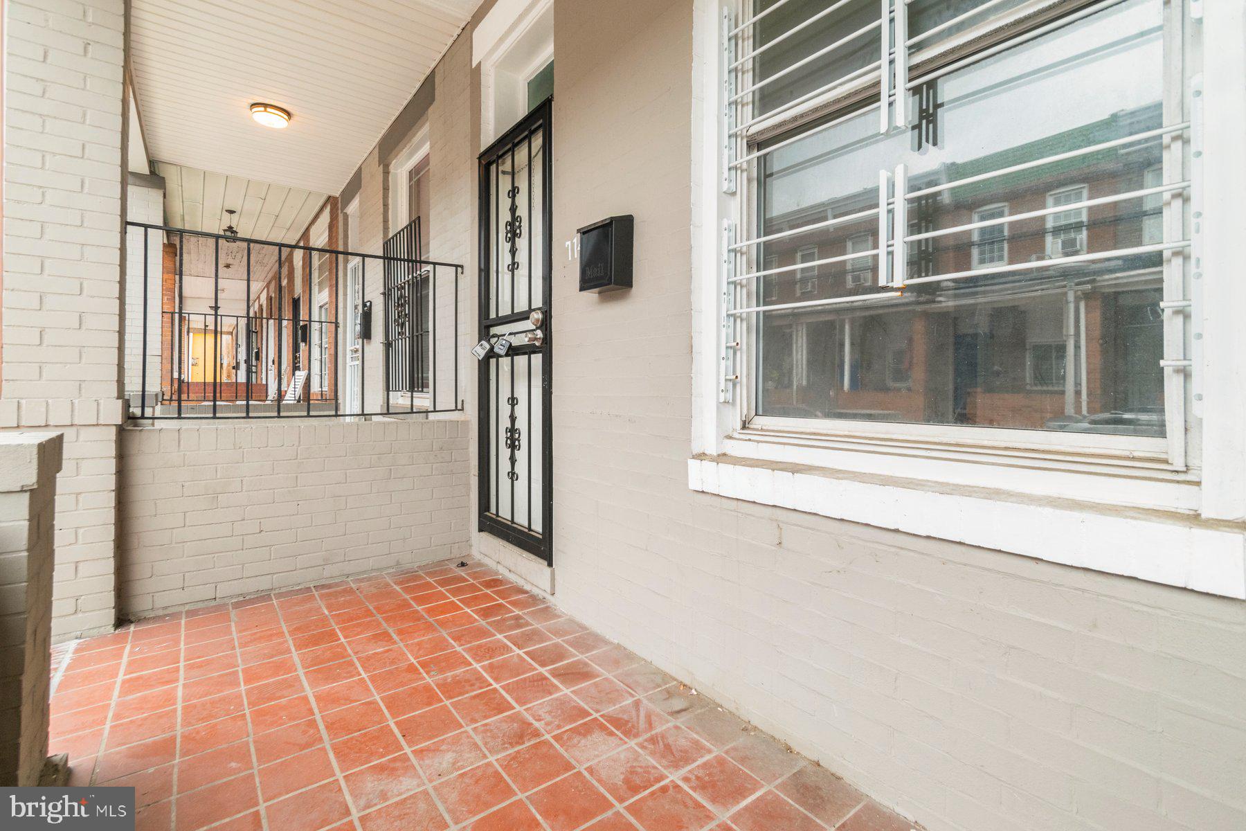 ELWOOD PARK - Residential