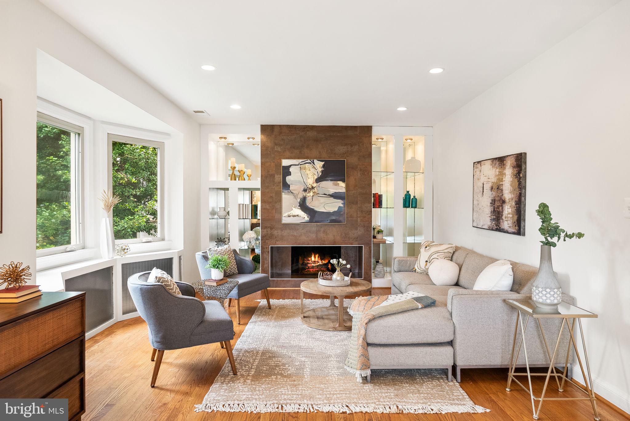 CRESTVIEW - Residential