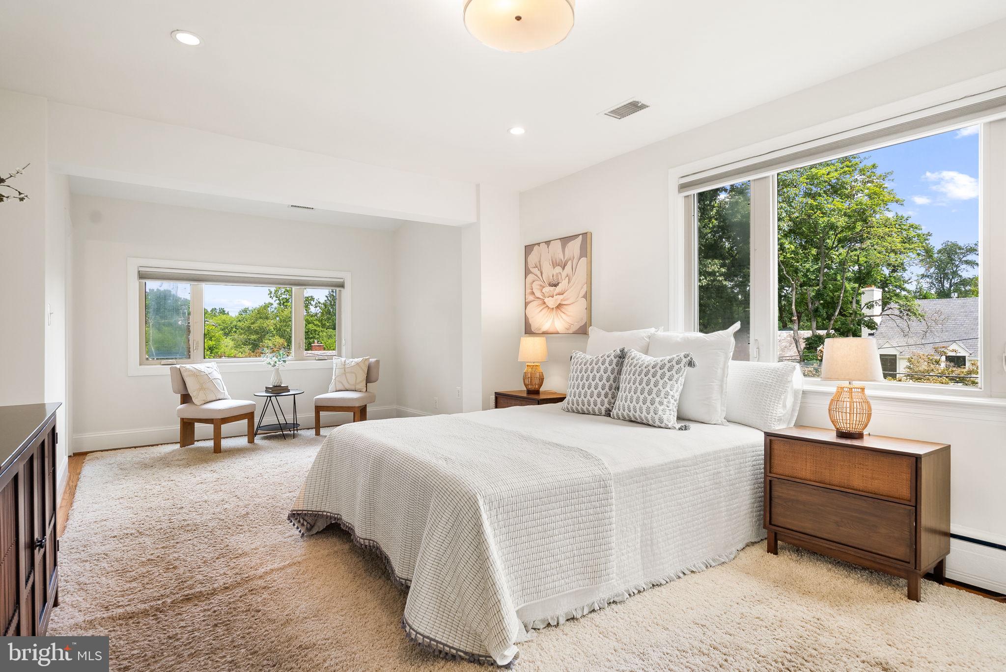 CRESTVIEW - Residential